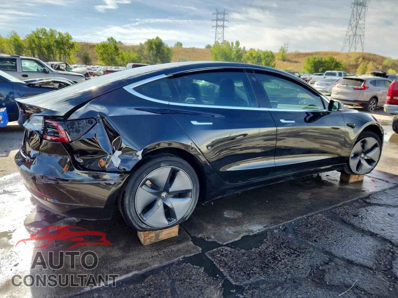 TESLA MODEL 3 2019 - 5YJ3E1EA3KF305549