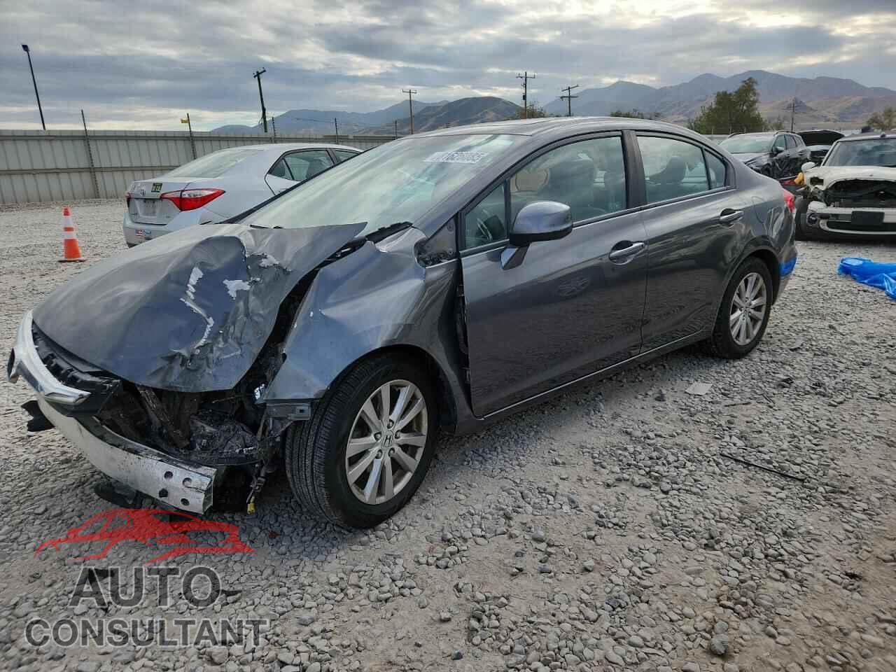 HONDA CIVIC 2012 - 2HGFB2F85CH610992