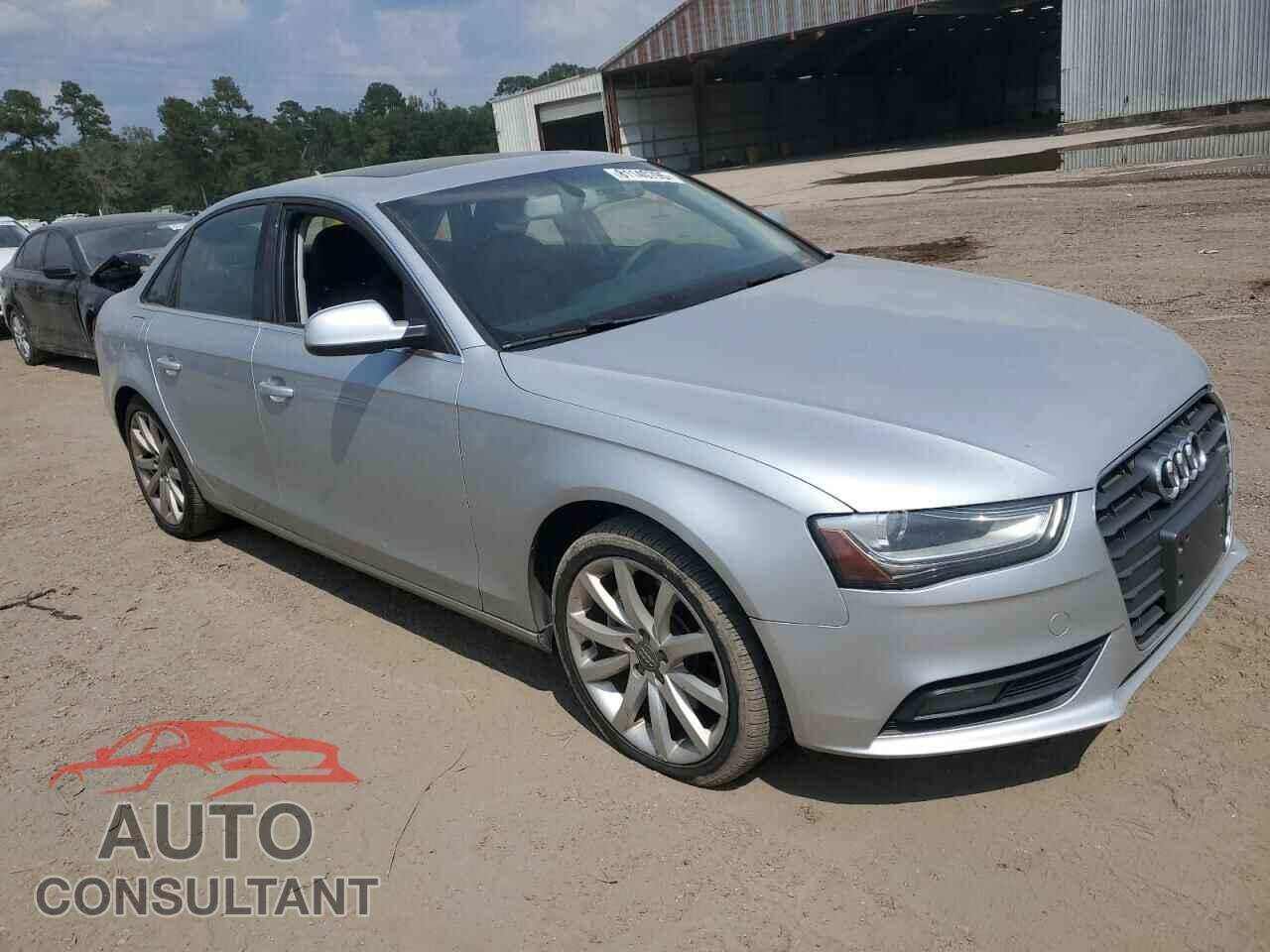 AUDI A4 2013 - WAUEFAFL8DN009840