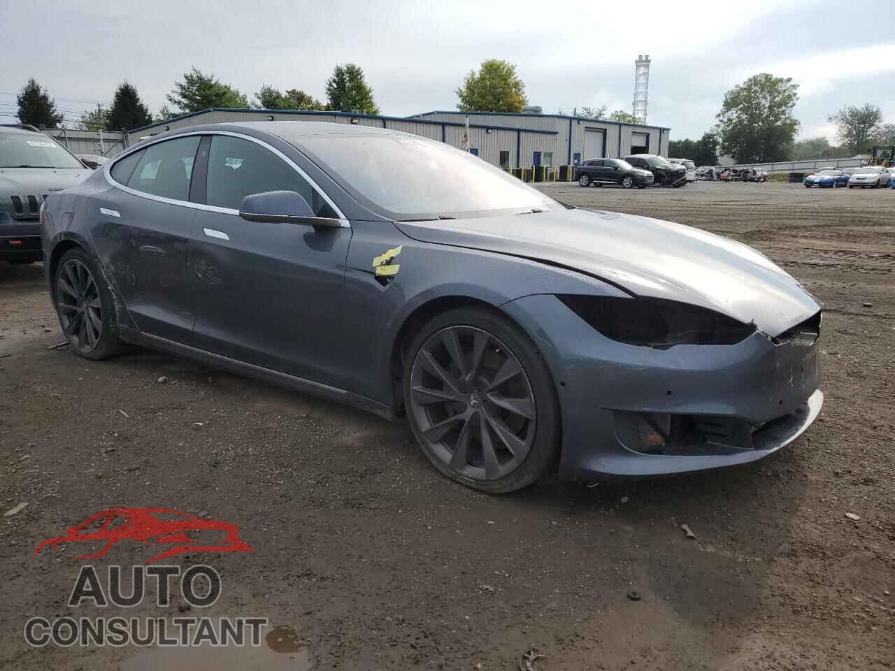 TESLA MODEL S 2021 - 5YJSA1E2XMF423925