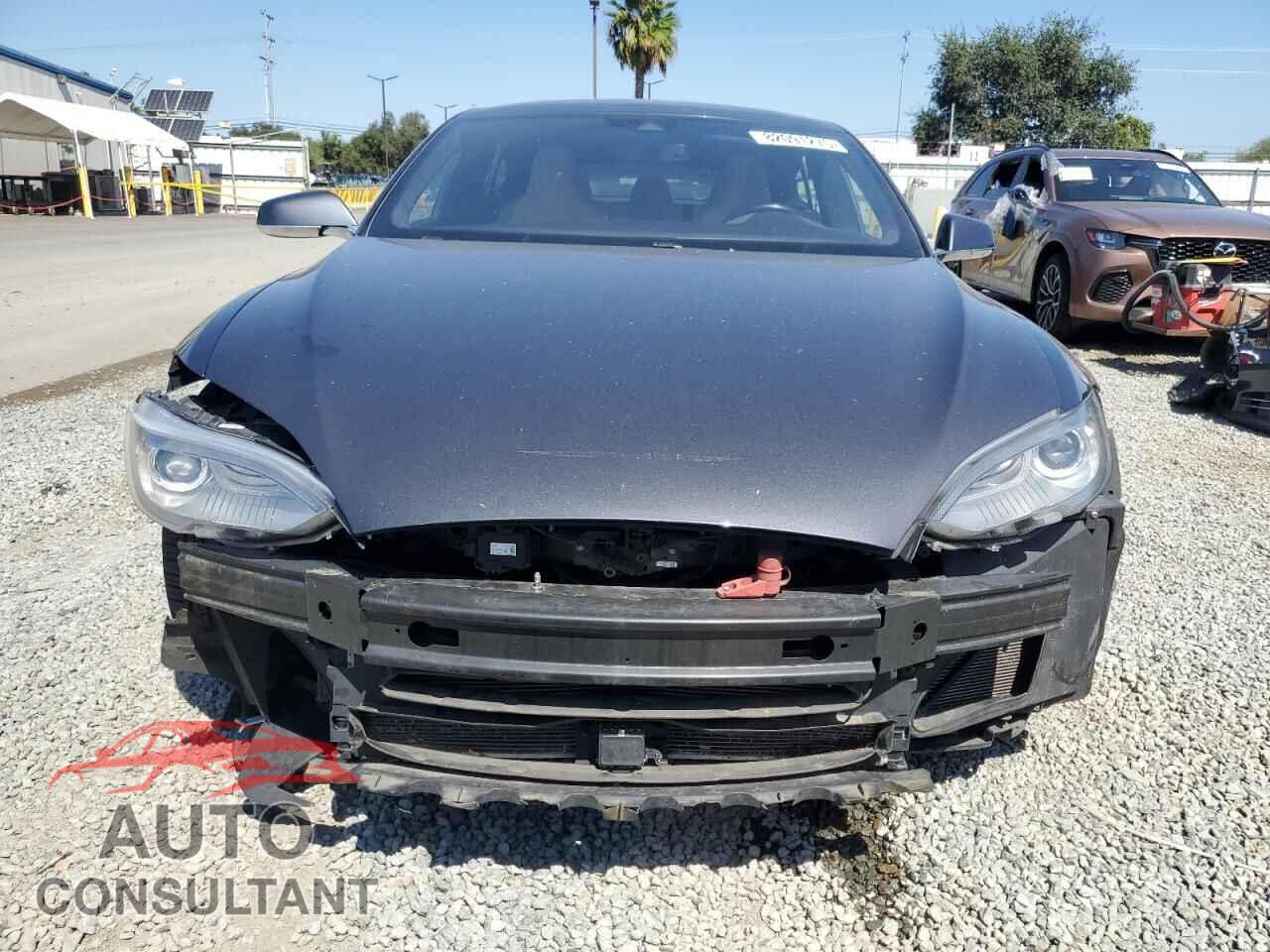 TESLA MODEL S 2015 - 5YJSA1H20FF096563