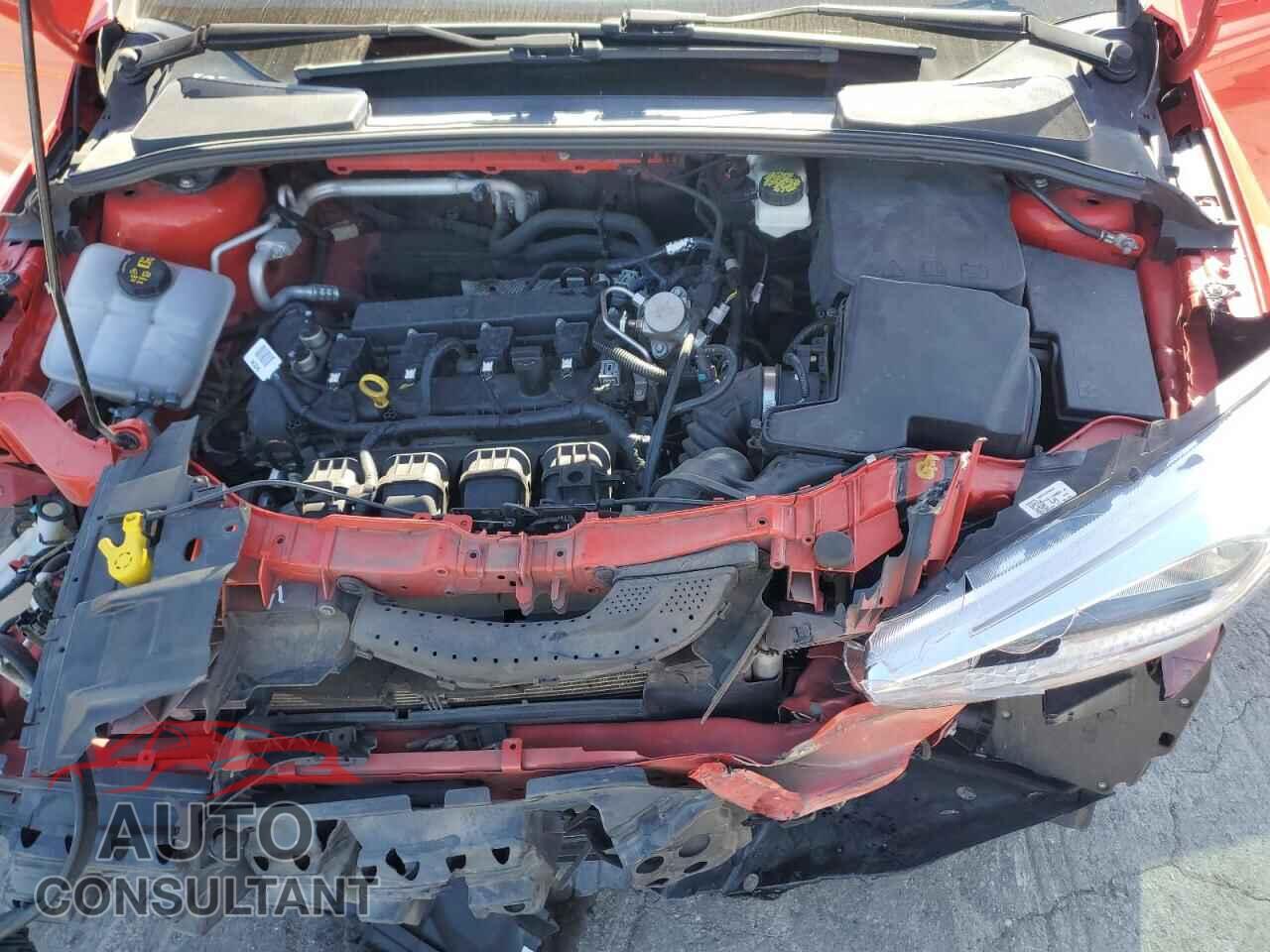 FORD FOCUS 2017 - 1FADP3F27HL304319