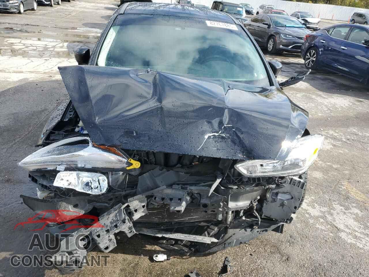 FORD FOCUS 2018 - 1FADP3N24JL294792