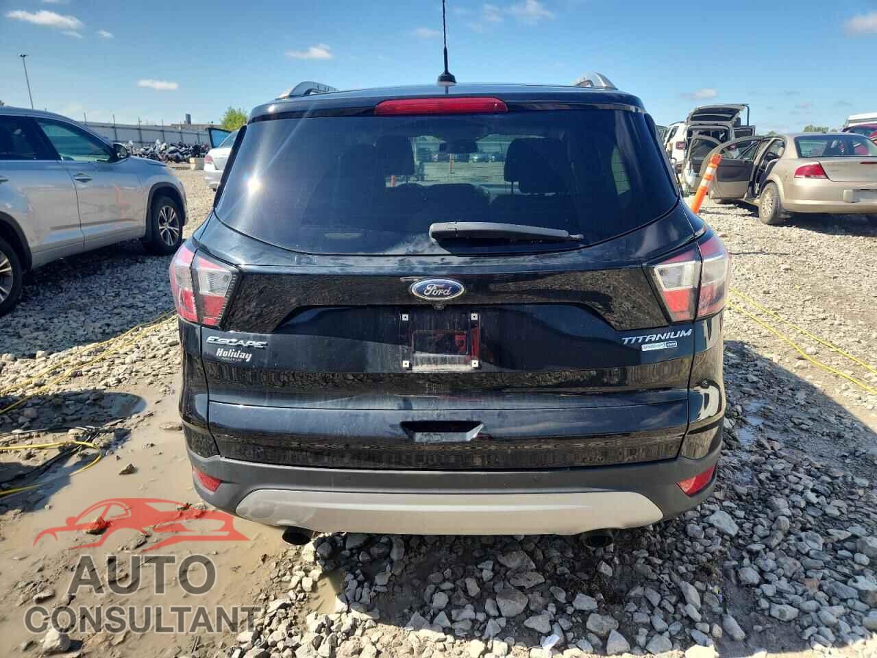 FORD ESCAPE 2017 - 1FMCU9JD4HUC50378