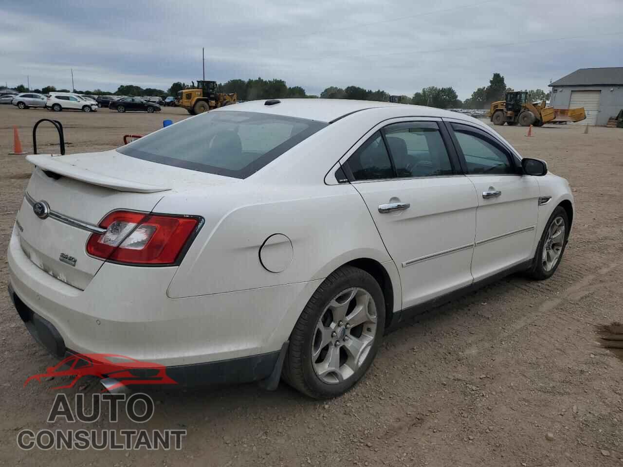 FORD TAURUS 2011 - 1FAHP2KT2BG128225