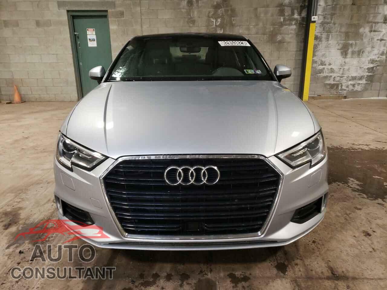 AUDI A3 2017 - WAUAUGFF8H1032288