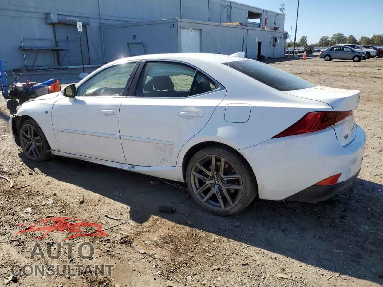 LEXUS IS 2019 - JTHC81D2XK5036404
