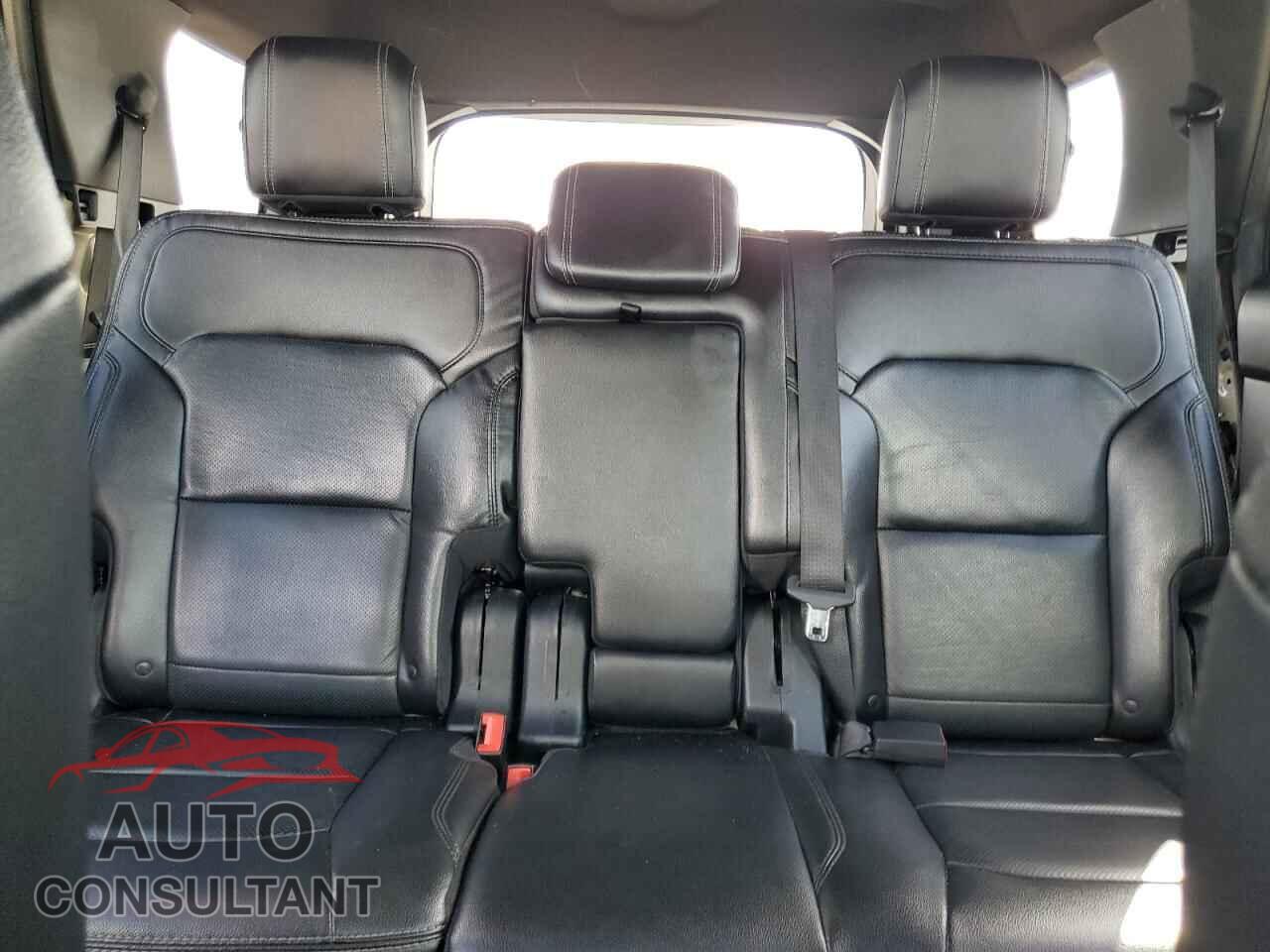 FORD EXPLORER 2018 - 1FM5K7F82JGB32946