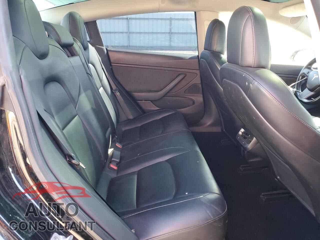 TESLA MODEL 3 2019 - 5YJ3E1EAXKF316760