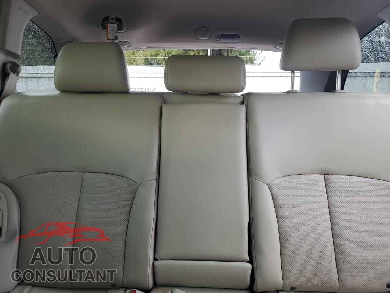 SUBARU OUTBACK 2014 - 4S4BRBLC6E3326838