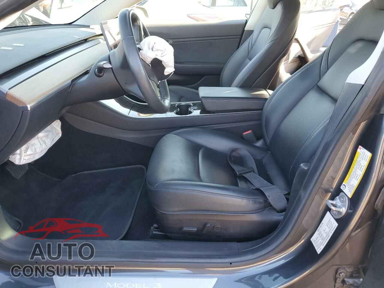 TESLA MODEL 3 2019 - 5YJ3E1EBXKF389474