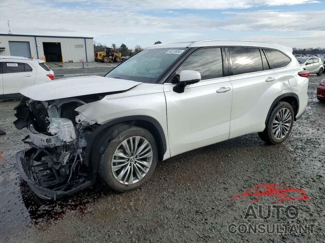 TOYOTA HIGHLANDER 2021 - 5TDFZRAH1MS043872