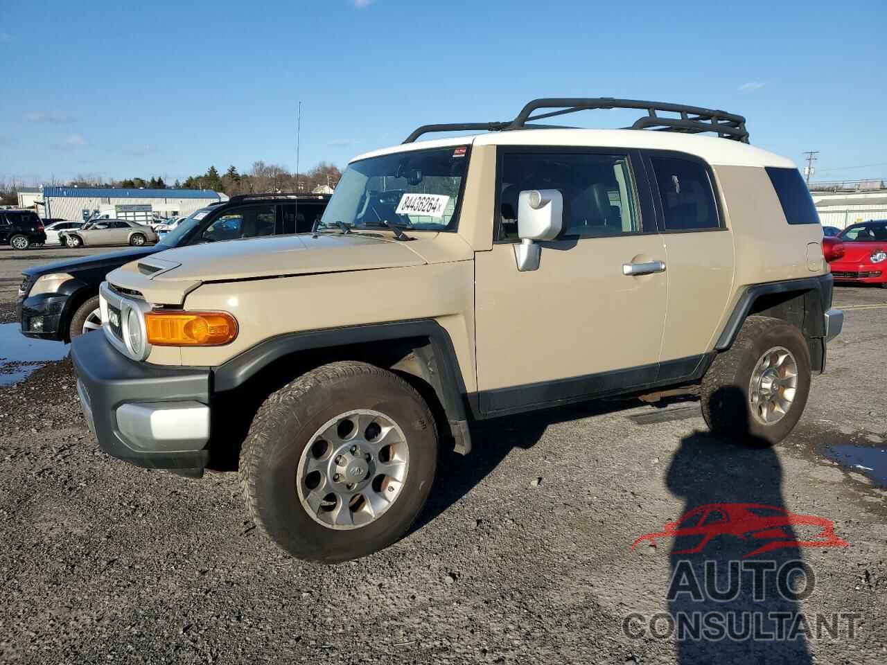 TOYOTA FJ CRUISER 2011 - JTEBU4BF1BK101976