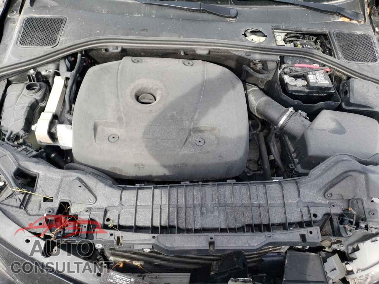 VOLVO V60 2017 - YV440MWK9H1040081
