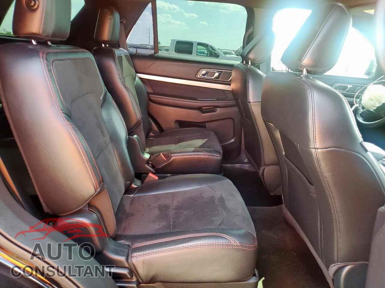 FORD EXPLORER 2018 - 1FM5K7DH8JGB88862
