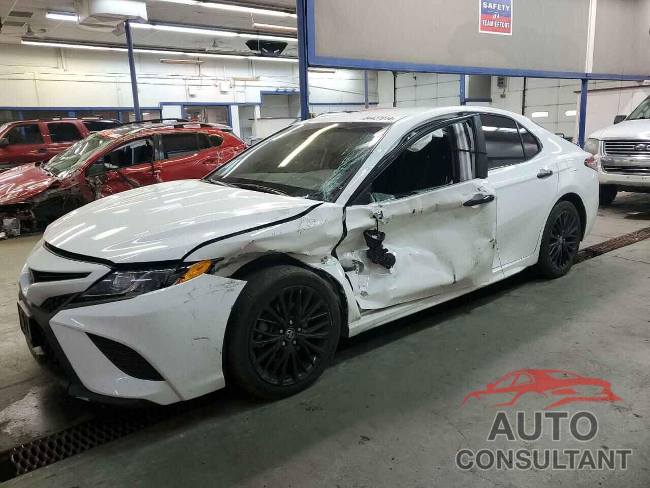 TOYOTA CAMRY 2019 - 4T1B11HK2KU262563