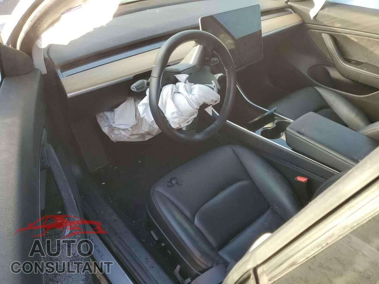 TESLA MODEL 3 2018 - 5YJ3E1EBXJF072969