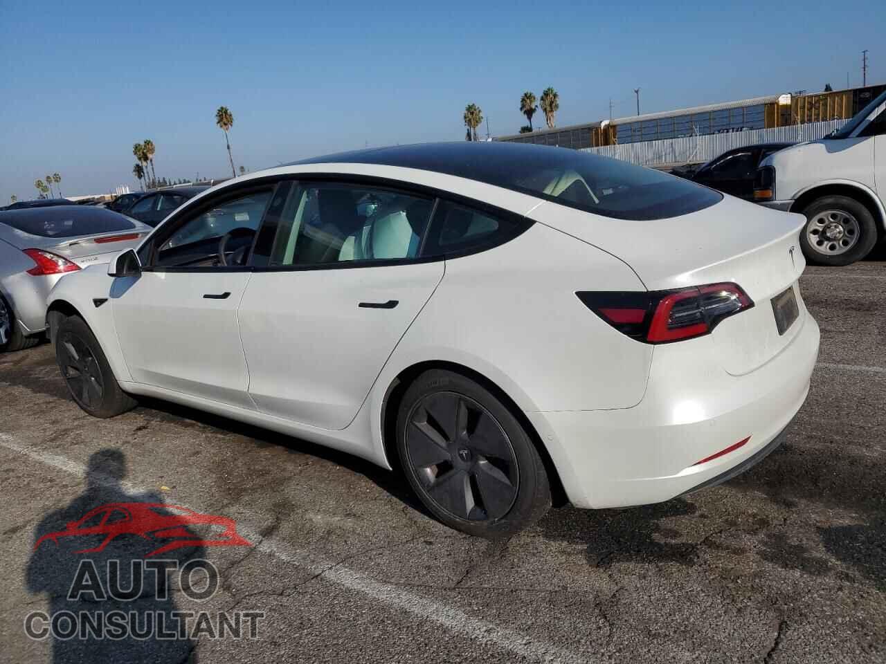 TESLA MODEL 3 2021 - 5YJ3E1EA5MF915259