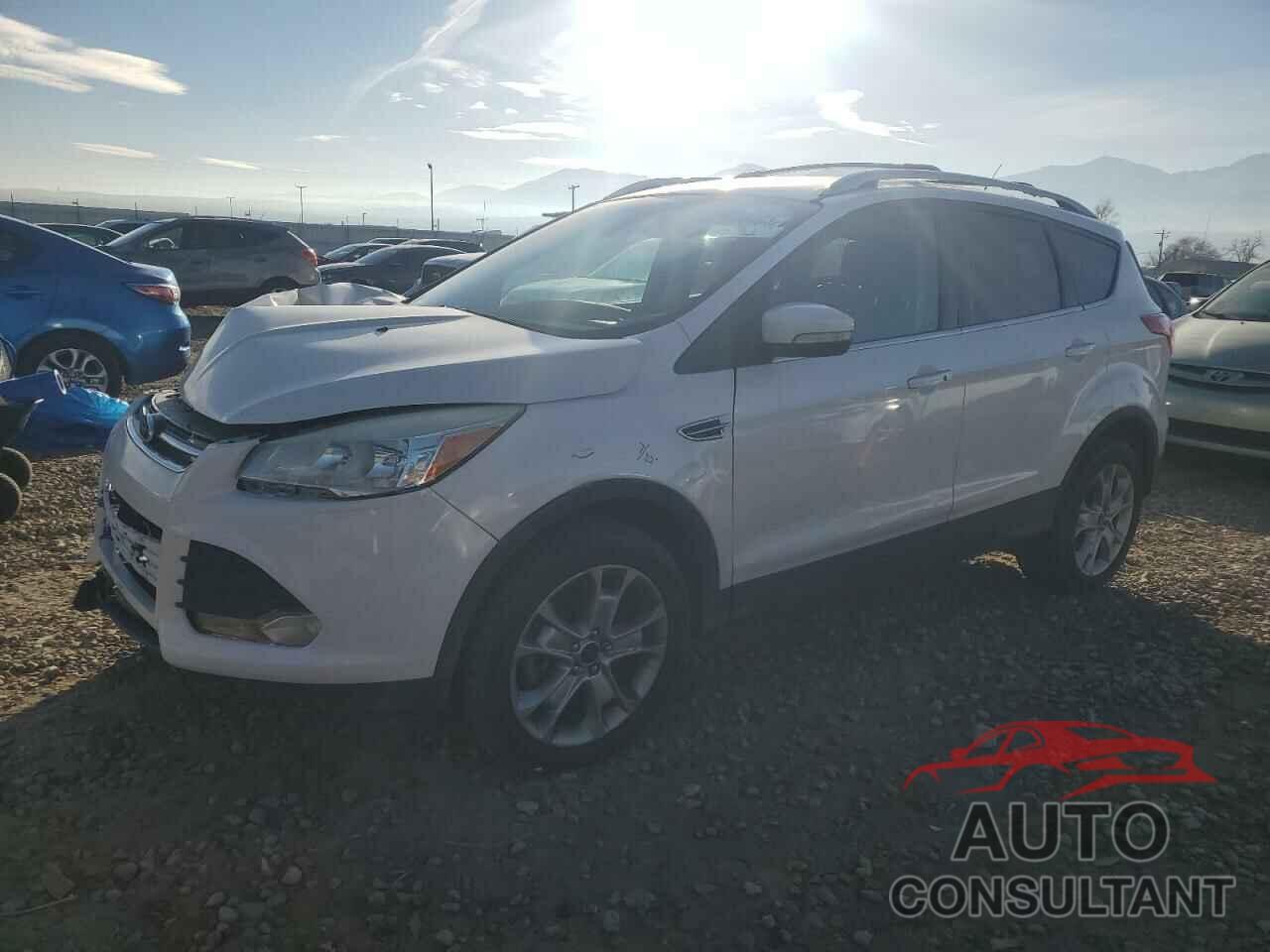 FORD ESCAPE 2015 - 1FMCU9J97FUA17555