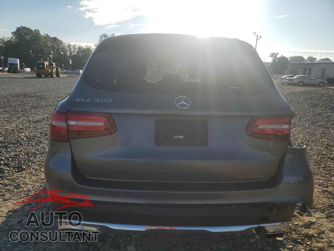 MERCEDES-BENZ GLC-CLASS 2017 - WDC0G4JB6HF181515