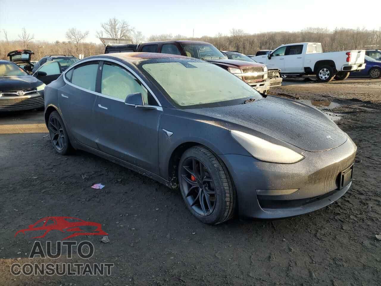 TESLA MODEL 3 2018 - 5YJ3E1EBXJF072969