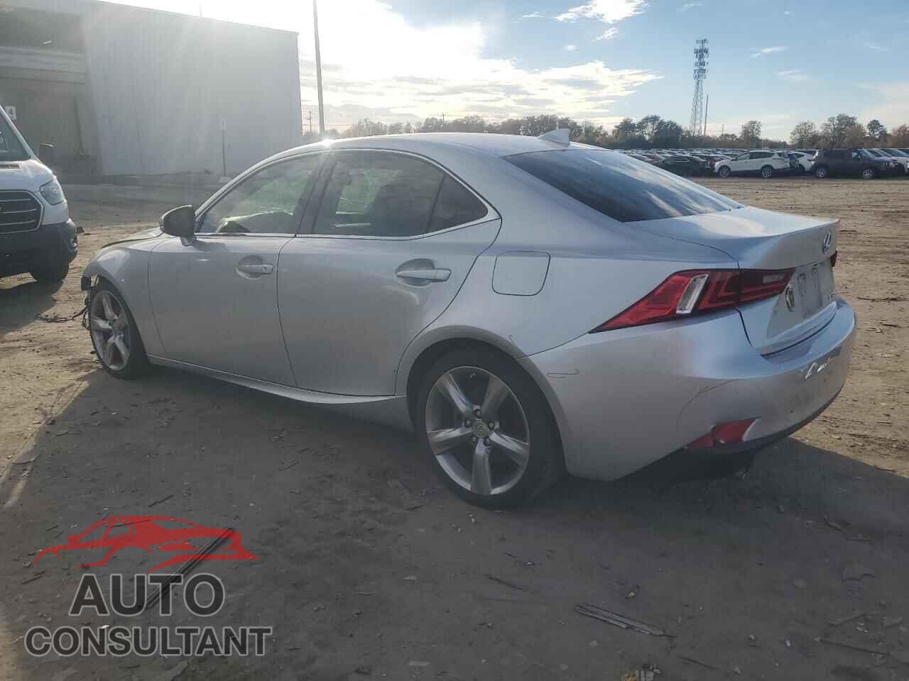 LEXUS IS 2014 - JTHBE1D20E5000598