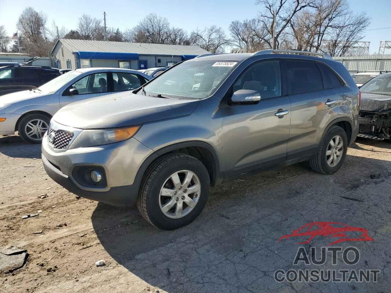 KIA SORENTO 2011 - 5XYKT4A10BG161413