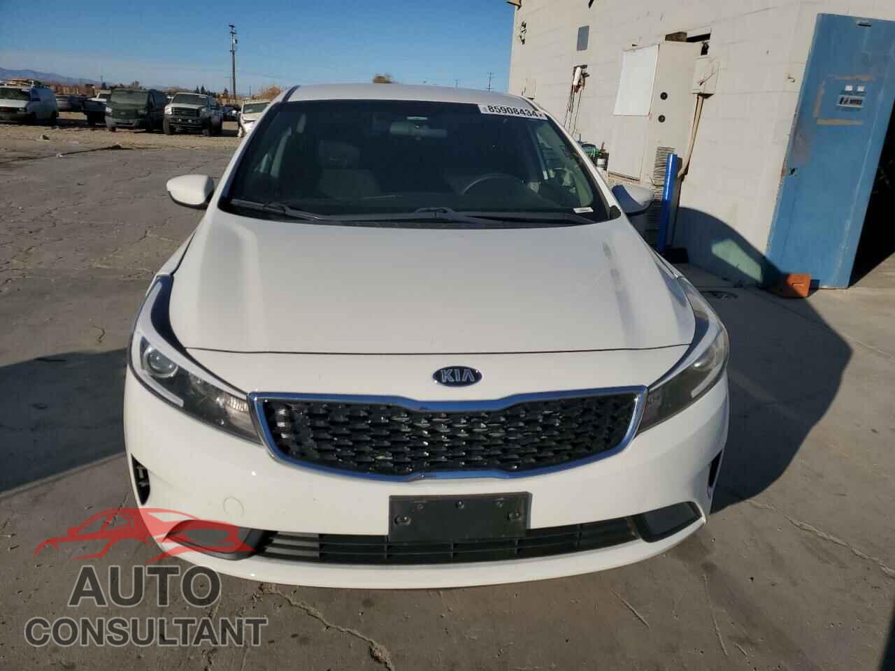 KIA FORTE 2017 - 3KPFK4A76HE140385