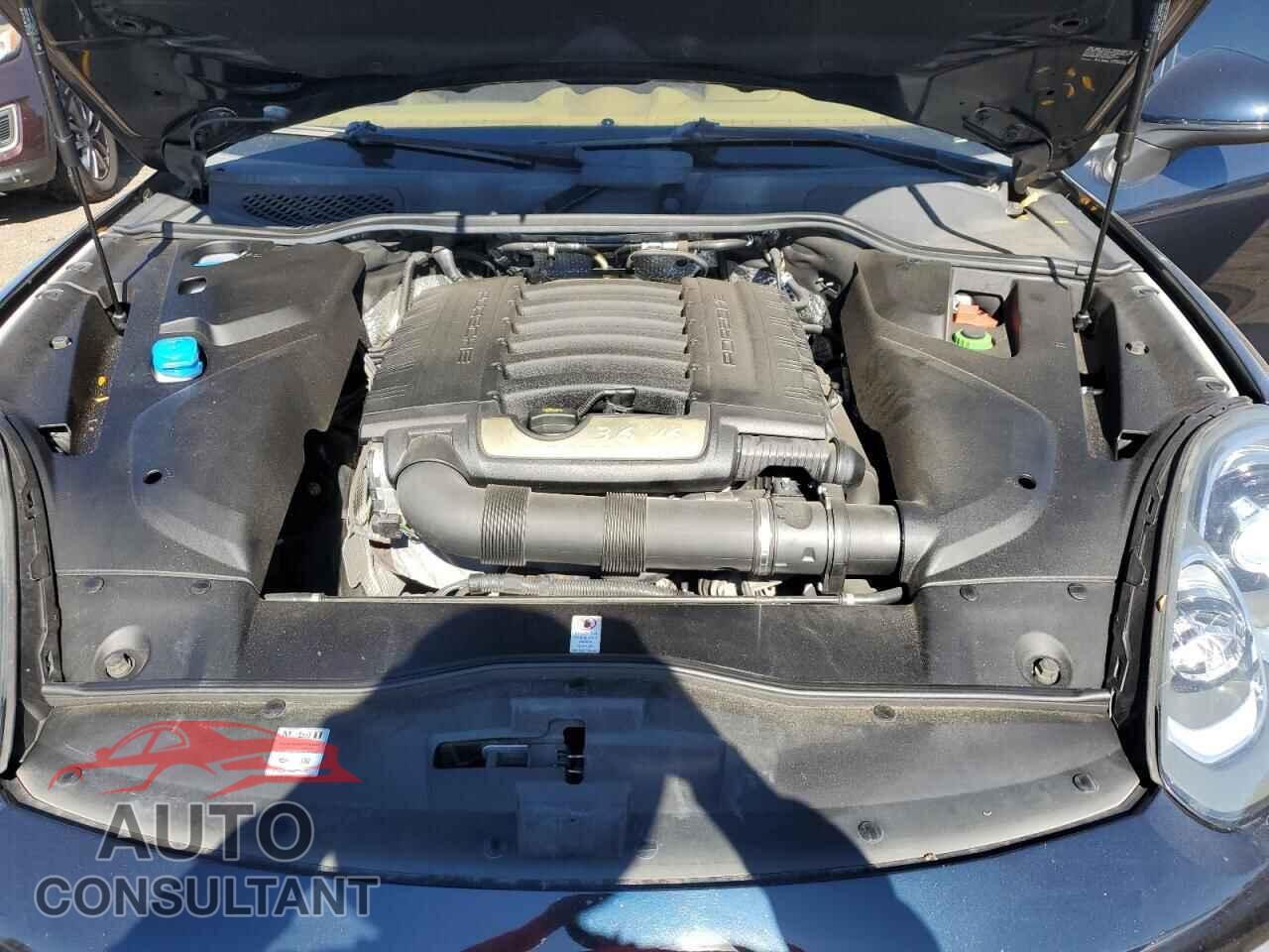 PORSCHE CAYENNE 2017 - WP1AA2A29HKA89580