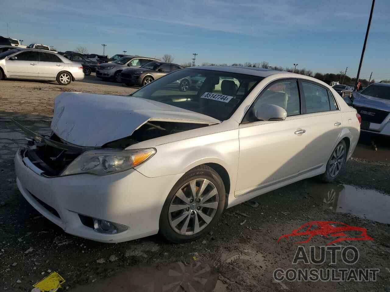 TOYOTA AVALON 2011 - 4T1BK3DB0BU394798