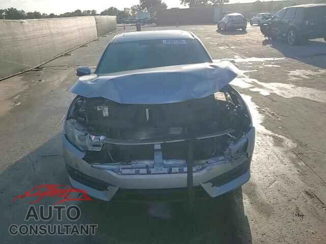 HONDA CIVIC 2017 - 19XFC2F78HE022476
