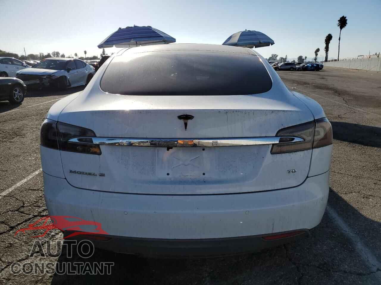 TESLA MODEL S 2016 - 5YJSA1E18GF130665