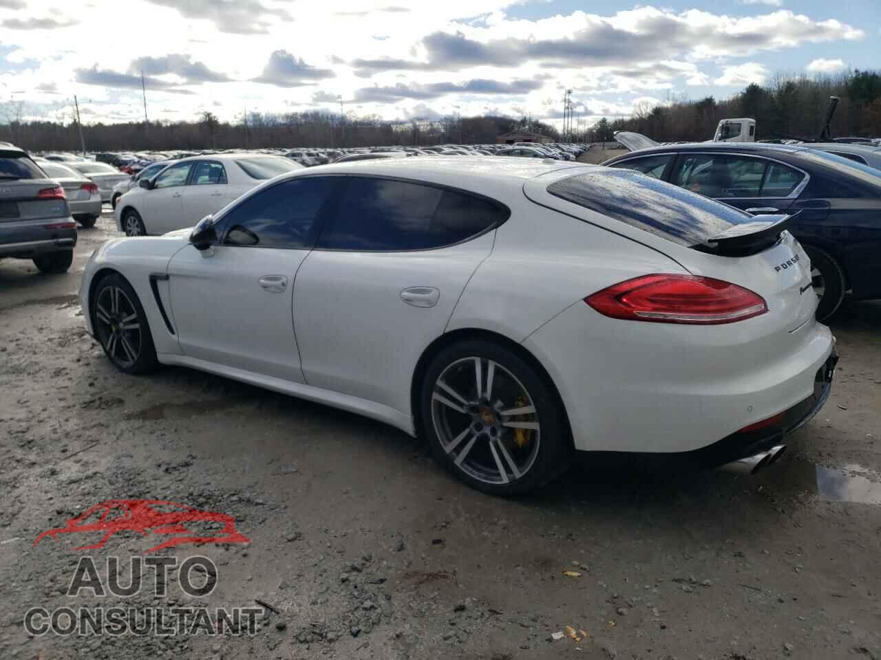 PORSCHE PANAMERA 2014 - WP0AA2A74EL010108