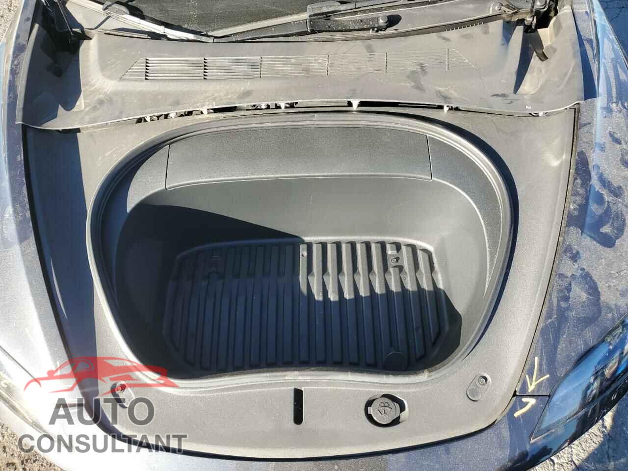 TESLA MODEL 3 2024 - 5YJ3E1EA0RF736893