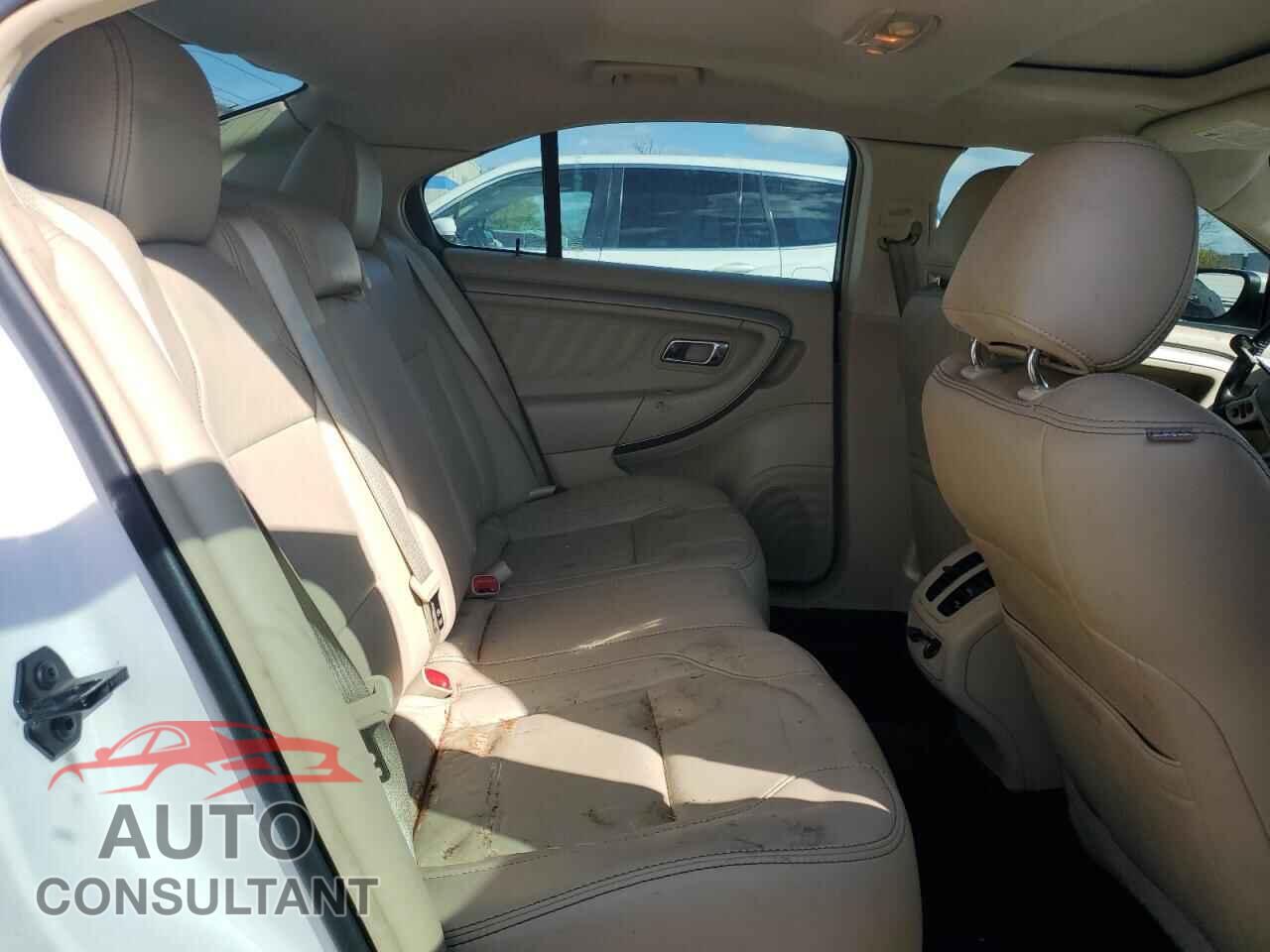 FORD TAURUS 2013 - 1FAHP2E87DG155592