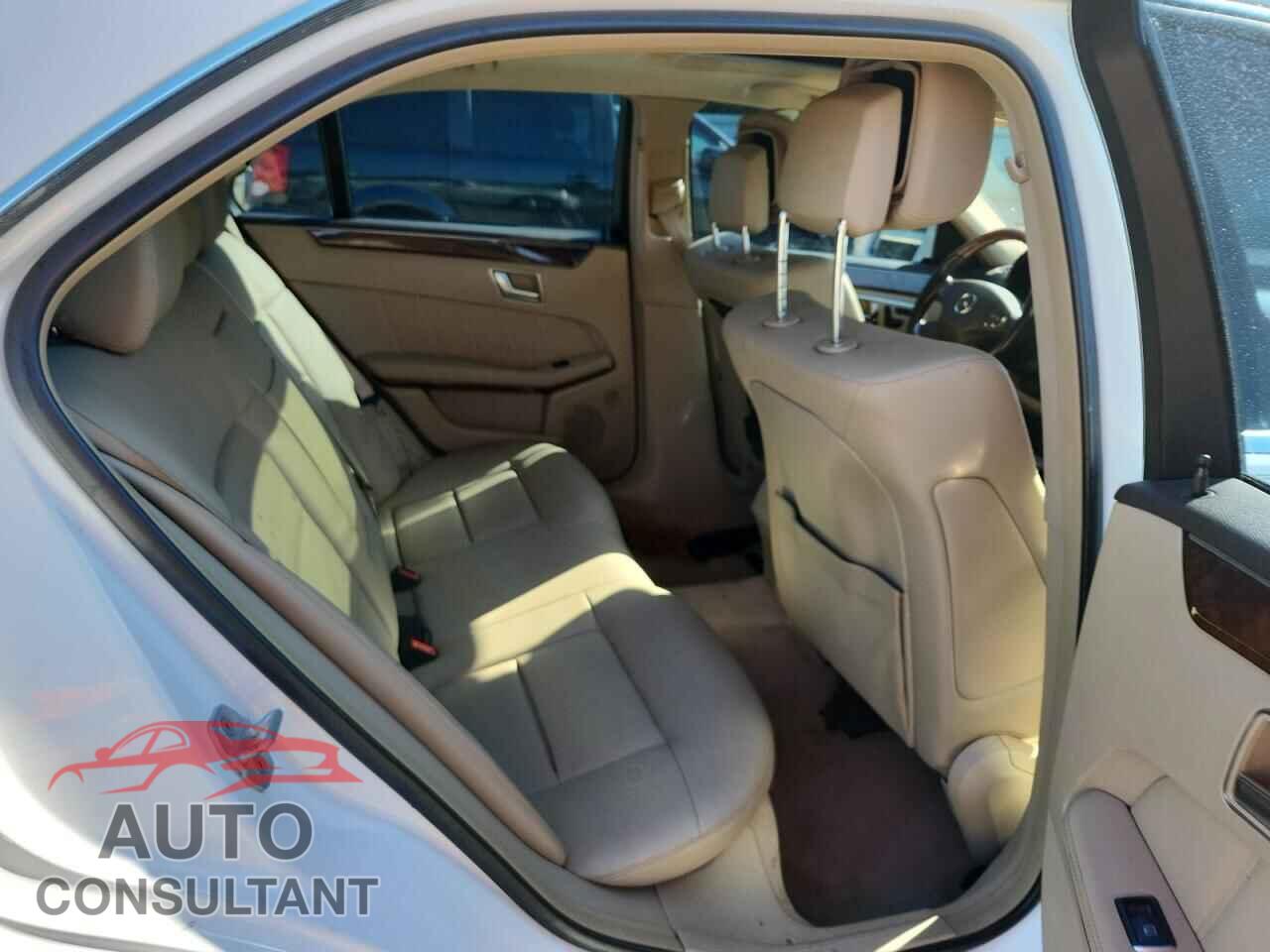 MERCEDES-BENZ E-CLASS 2013 - WDDHF5KB8DA710024