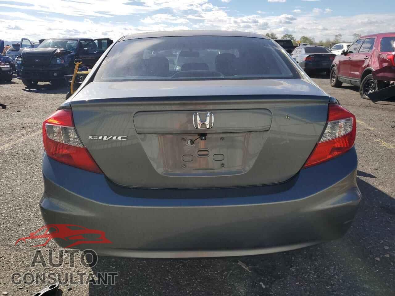 HONDA CIVIC 2012 - 2HGFB2F57CH317410