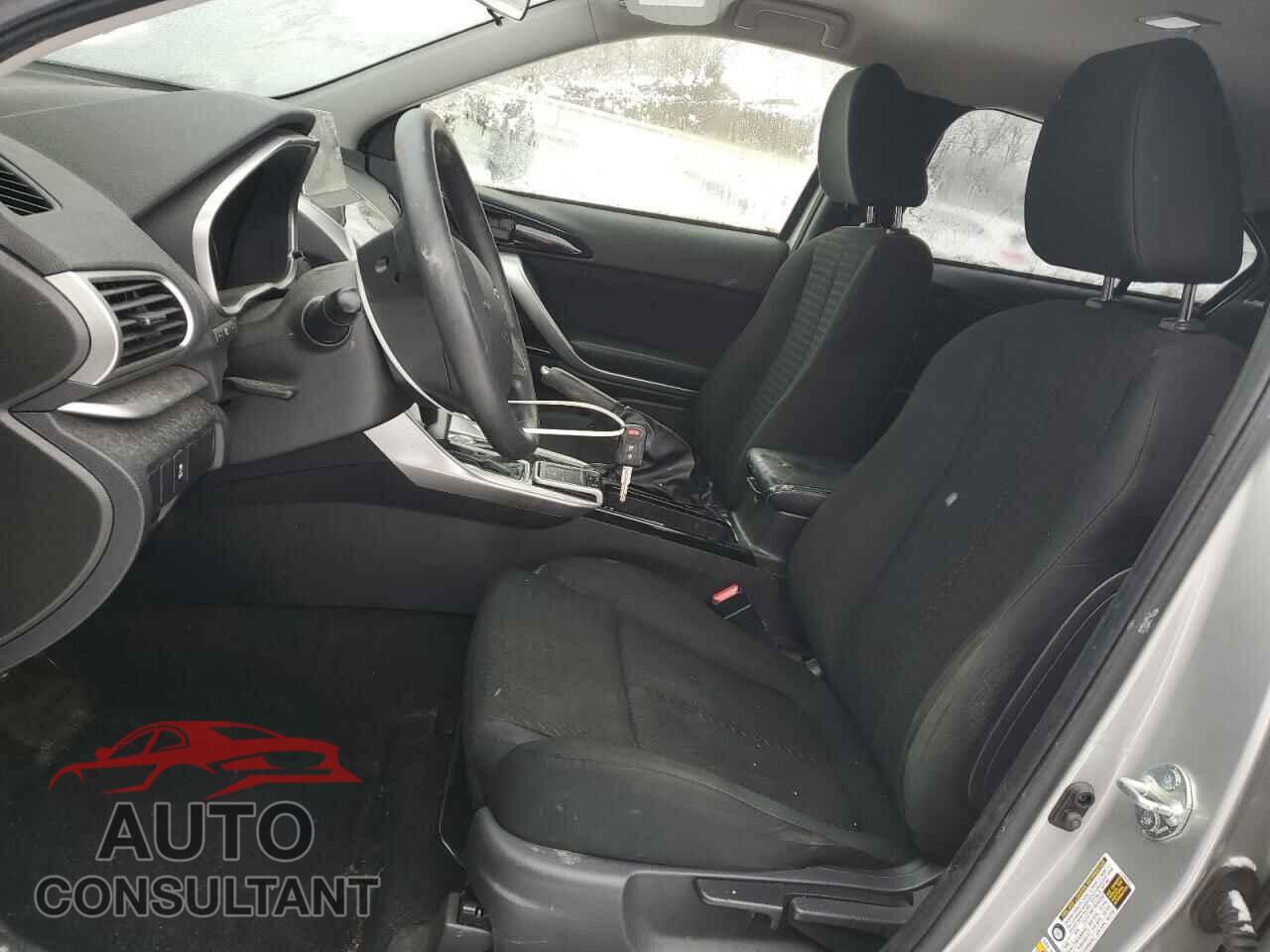 MITSUBISHI ECLIPSE 2019 - JA4AT4AA9KZ018645