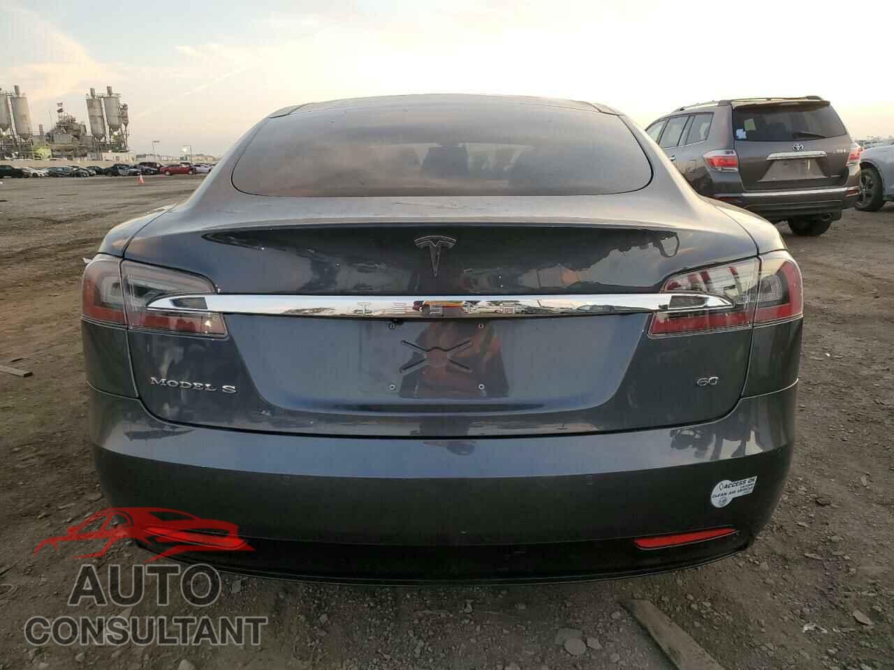 TESLA MODEL S 2016 - 5YJSA1E19GF160886