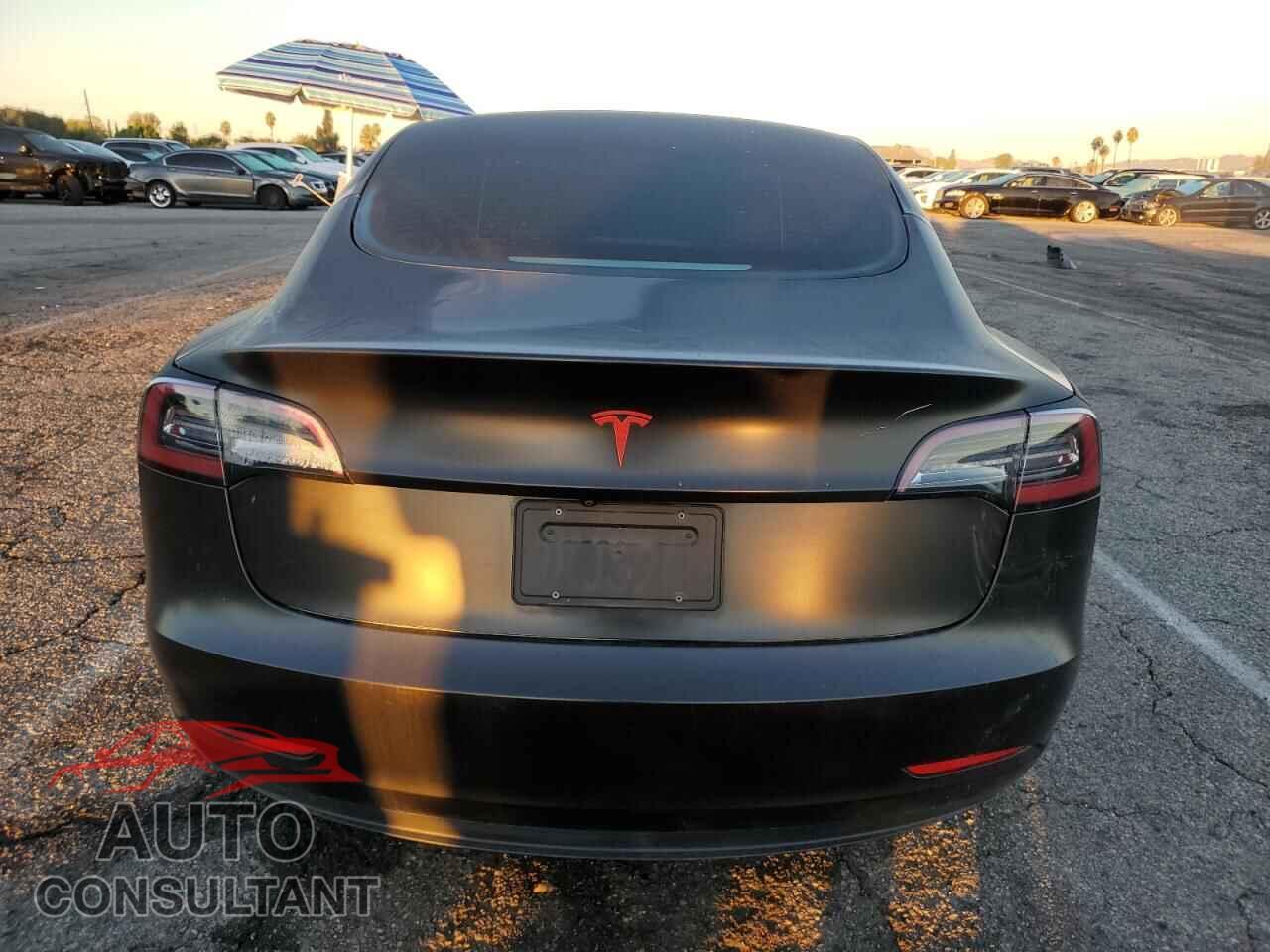 TESLA MODEL 3 2021 - 5YJ3E1EA7MF061259