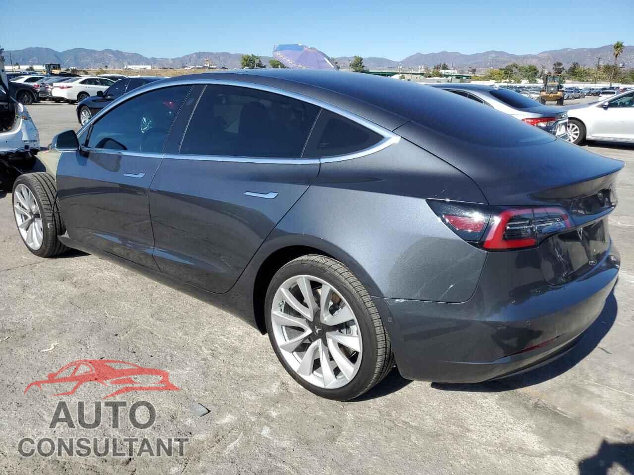 TESLA MODEL 3 2018 - 5YJ3E1EA0JF046923