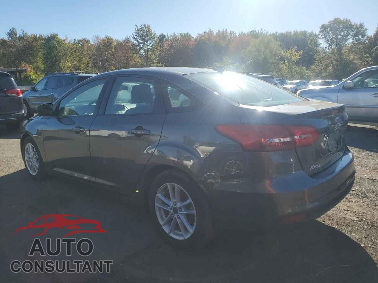 FORD FOCUS 2018 - 1FADP3FE7JL228343
