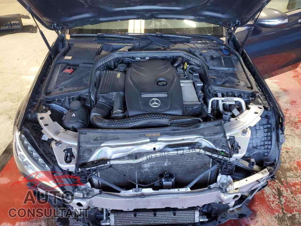 MERCEDES-BENZ C-CLASS 2015 - 55SWF4KB2FU081672