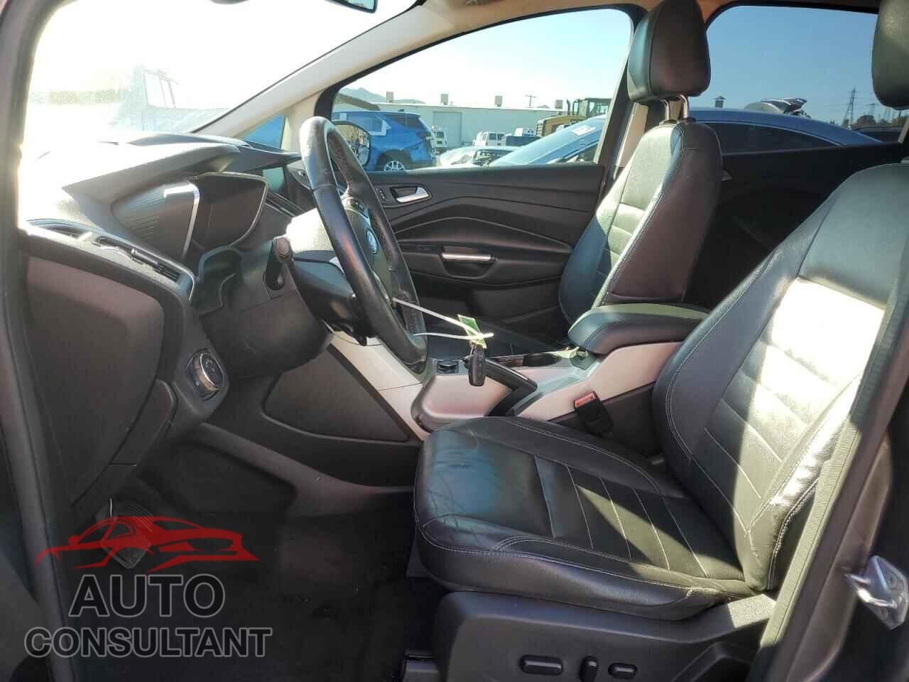 FORD CMAX 2013 - 1FADP5BU0DL552957