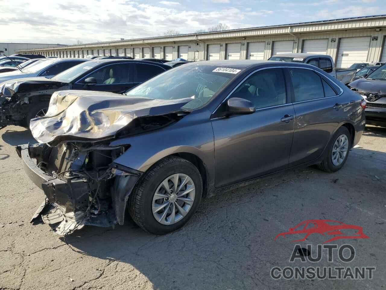 TOYOTA CAMRY 2015 - 4T4BF1FK2FR493852