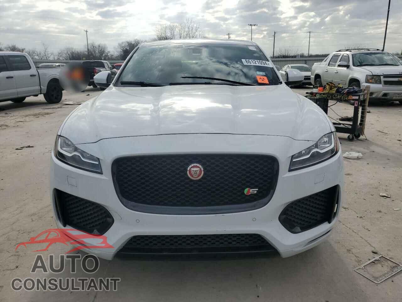 JAGUAR F-PACE 2018 - SADCM2FVXJA244237