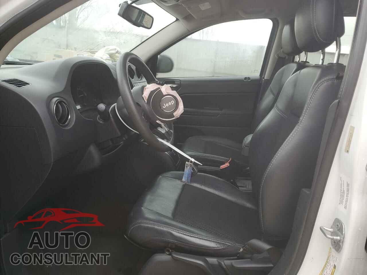 JEEP COMPASS 2014 - 1C4NJCBA5ED769748