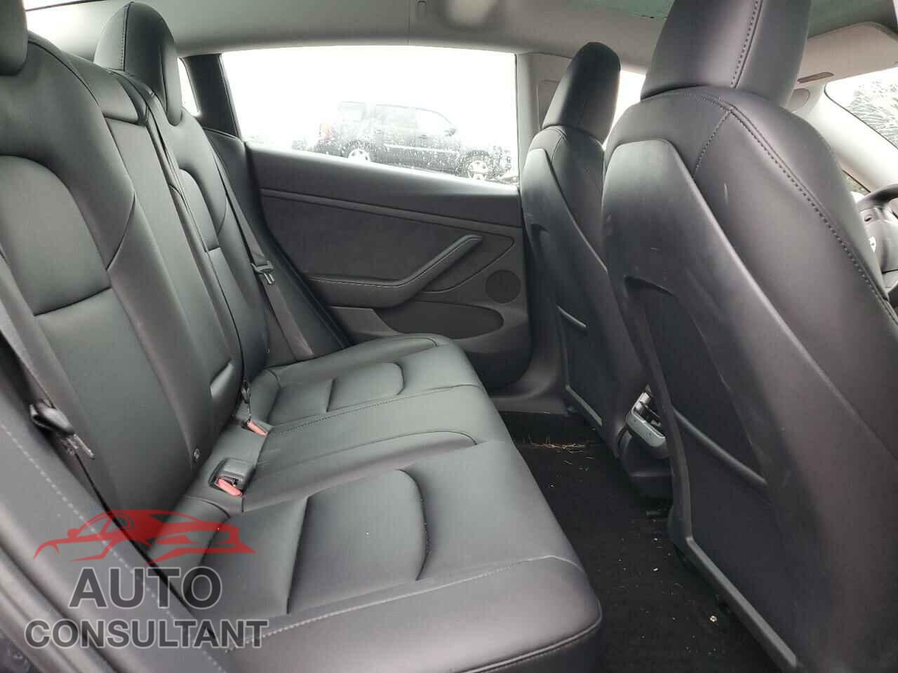 TESLA MODEL 3 2023 - 5YJ3E1EA8PF664676