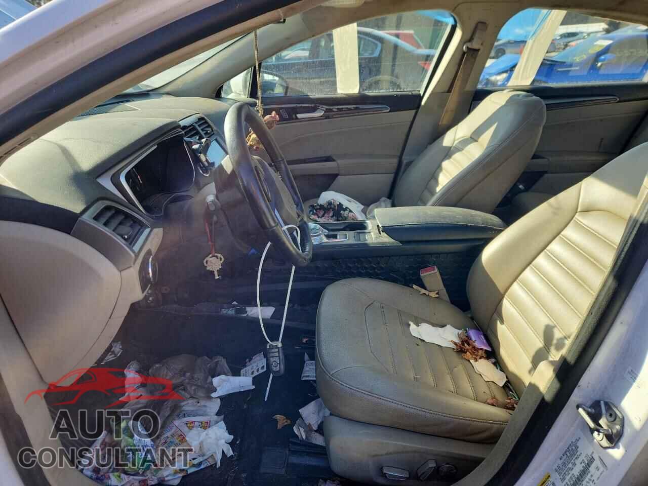 FORD FUSION 2020 - 3FA6P0MU3LR104561