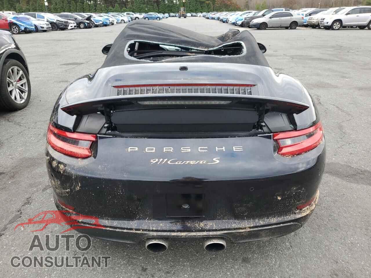 PORSCHE 911 2018 - WP0CB2A95JS147808